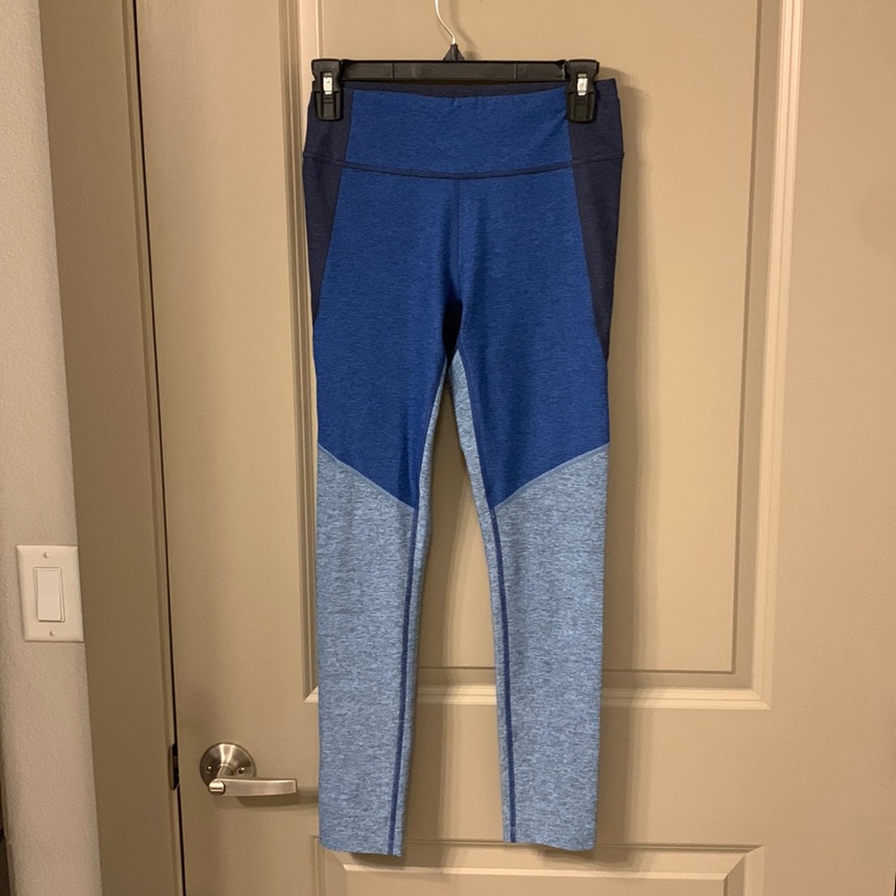 Outdoor voices blue leggings
